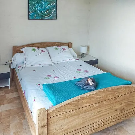 Holiday home Stunning In With Swimming Pool