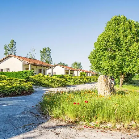 2 Bedroom Amazing In Casa de Férias Sarrecave