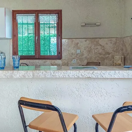 度假居 2 Bedroom Amazing In Sarrecave