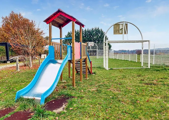 2 Bedroom Amazing In Sarrecave